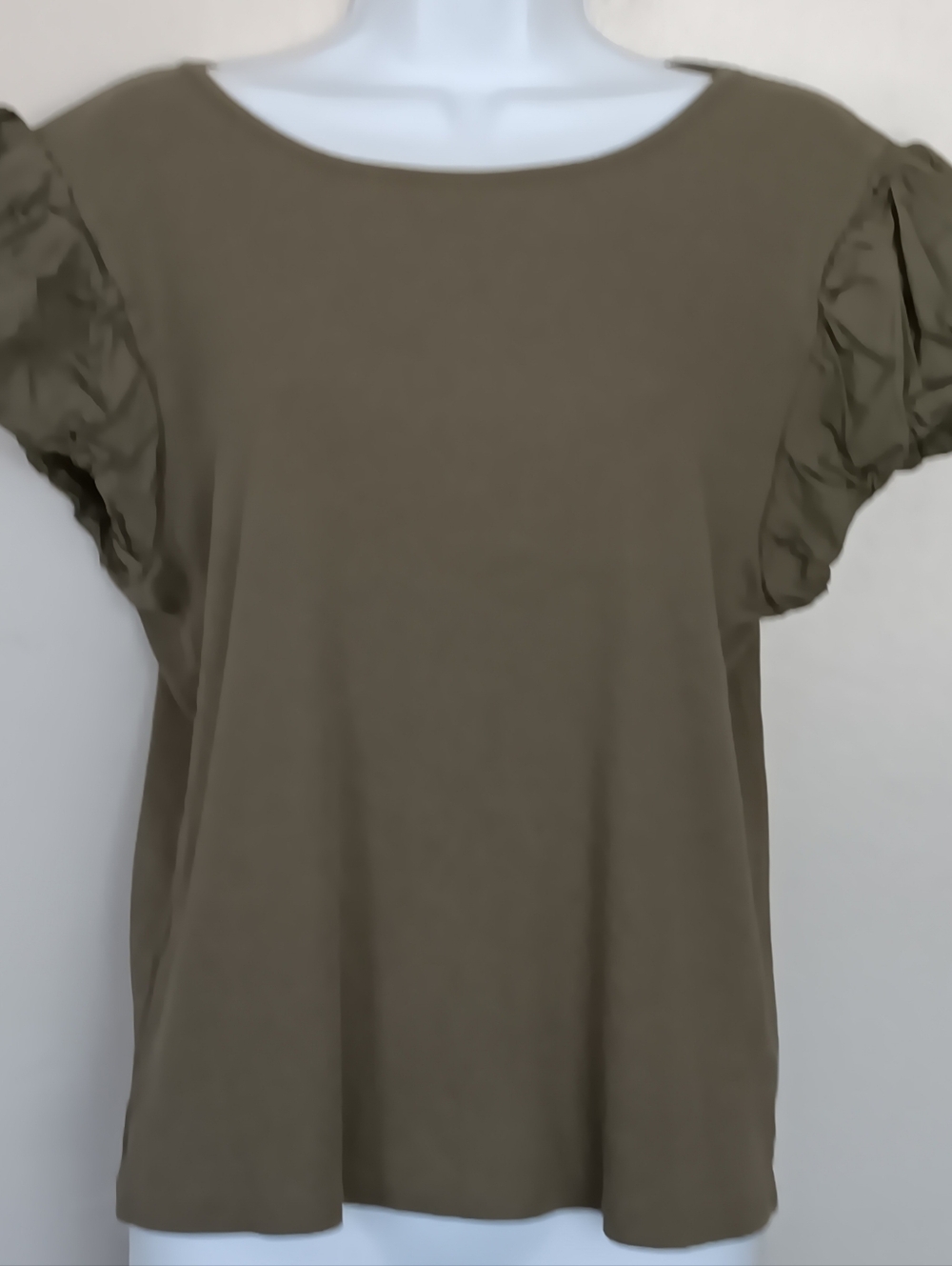 a.new day Womem's Puff Sleeve Top Army Green Color Round Neck Sz XL.   NWOT